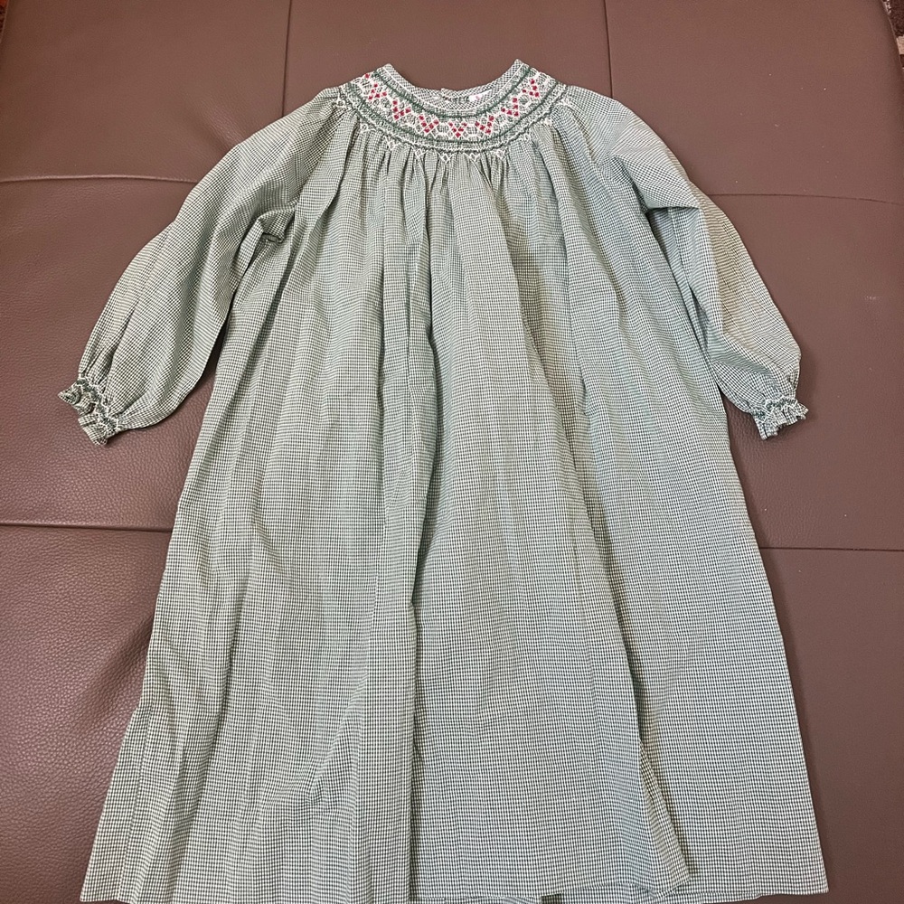 Girls Smocked Dress size 6